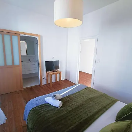 Holiday home Maison Arc-En-Ciel Avec Terrasse Stationnement Gratuit. *
